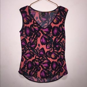 Women’s Small Top